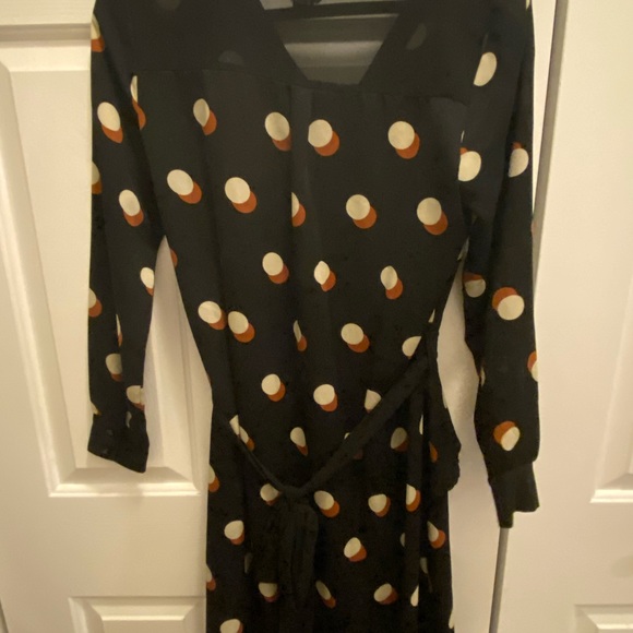 ⭐️Sabie Button Dress - Picture 2 of 3
